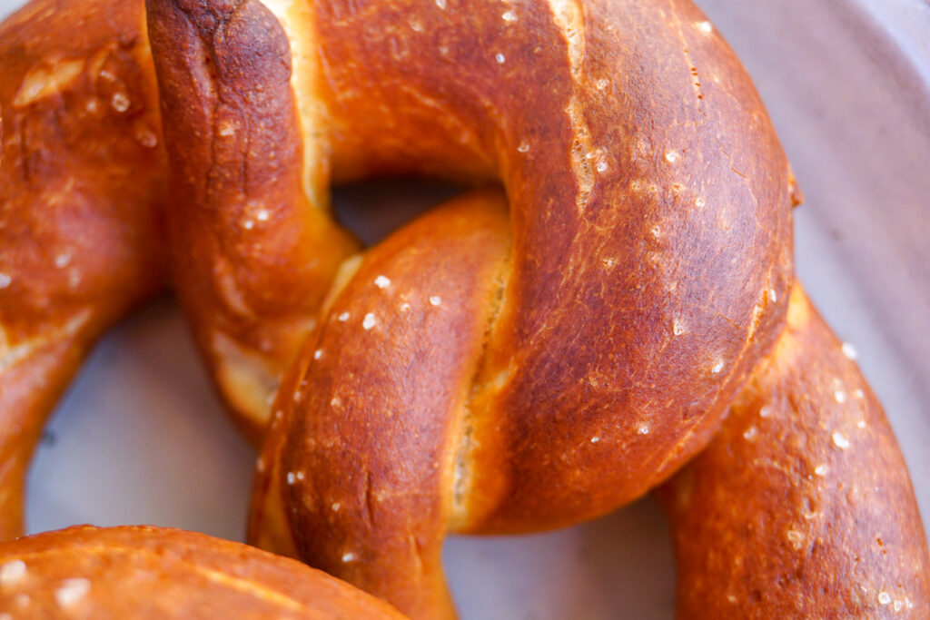 Homemade Soft German Pretzels (Laugenbrezeln) ⋆ from Dough to Delight